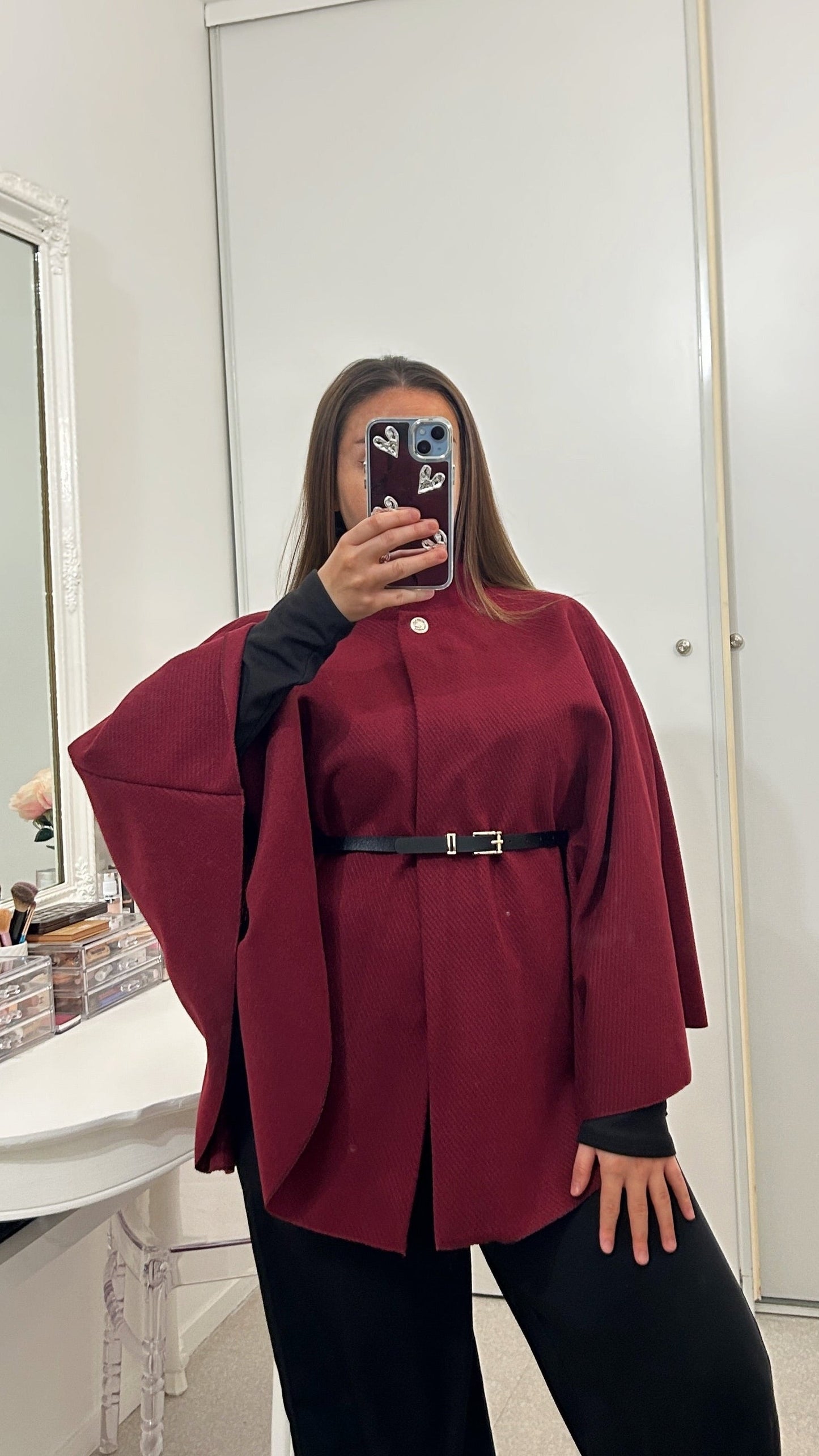 Manteau cape avec ceinture