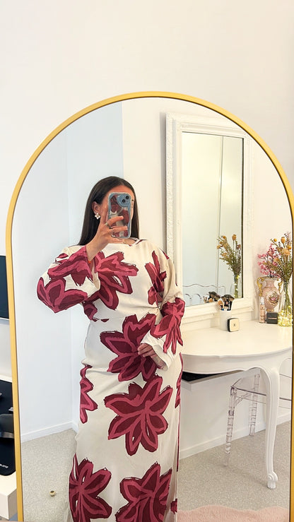 Robe longue à fleurs bordeaux