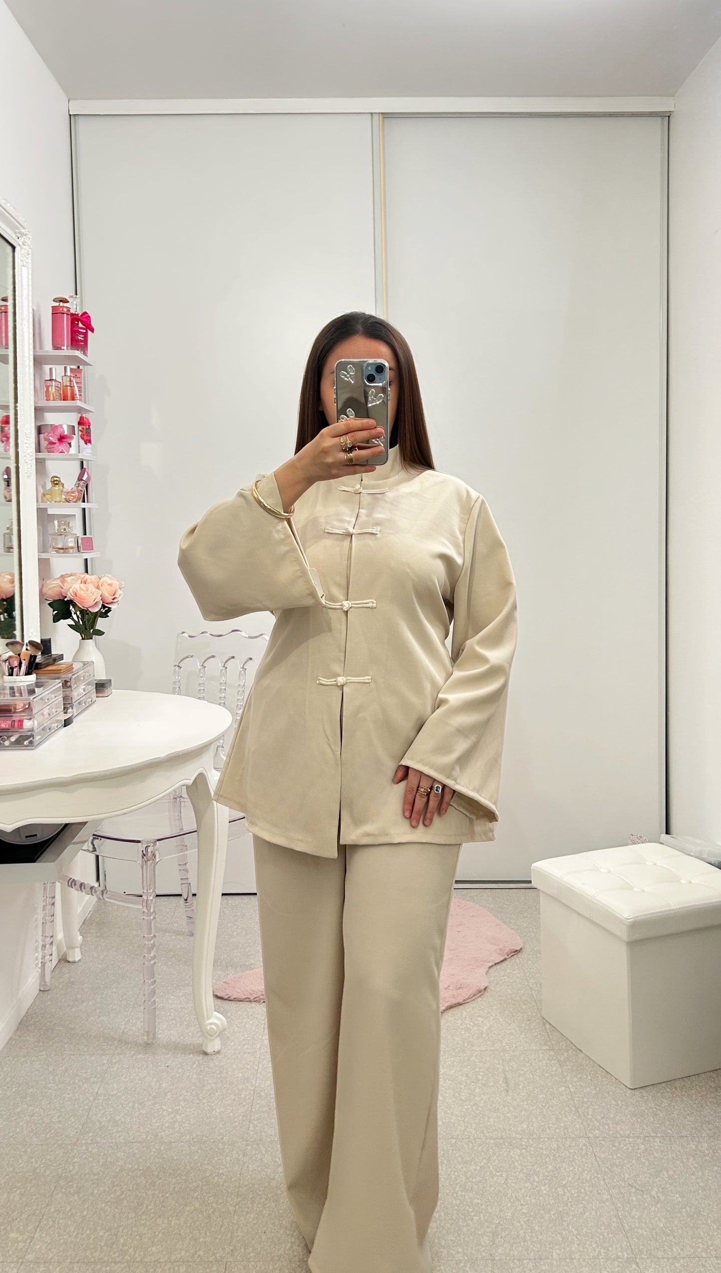 Ensemble long asiatique