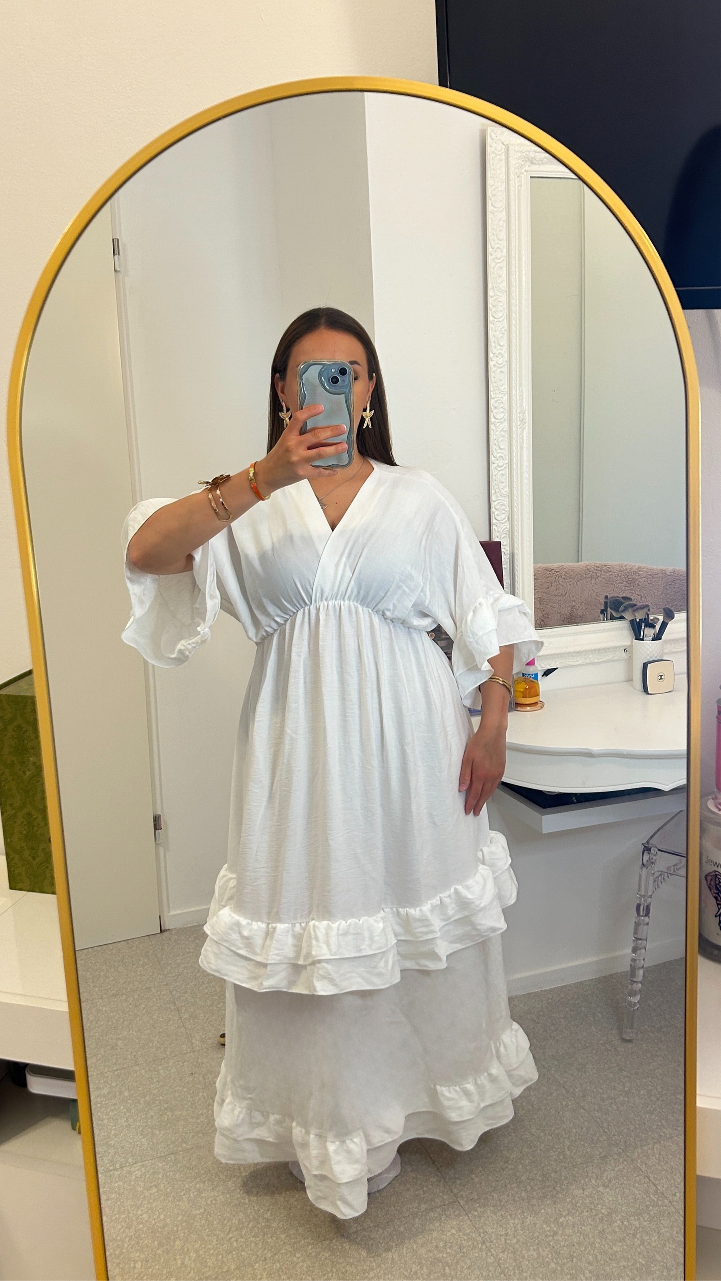 Robe longue à froufrou blanche