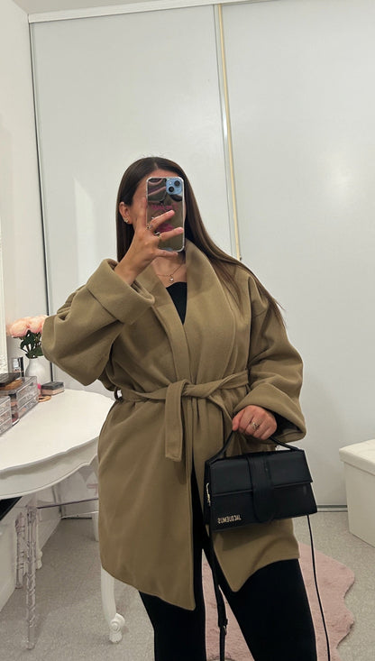 Manteau mi long avec ceinture