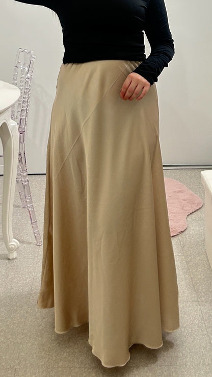 Jupe longue satinée