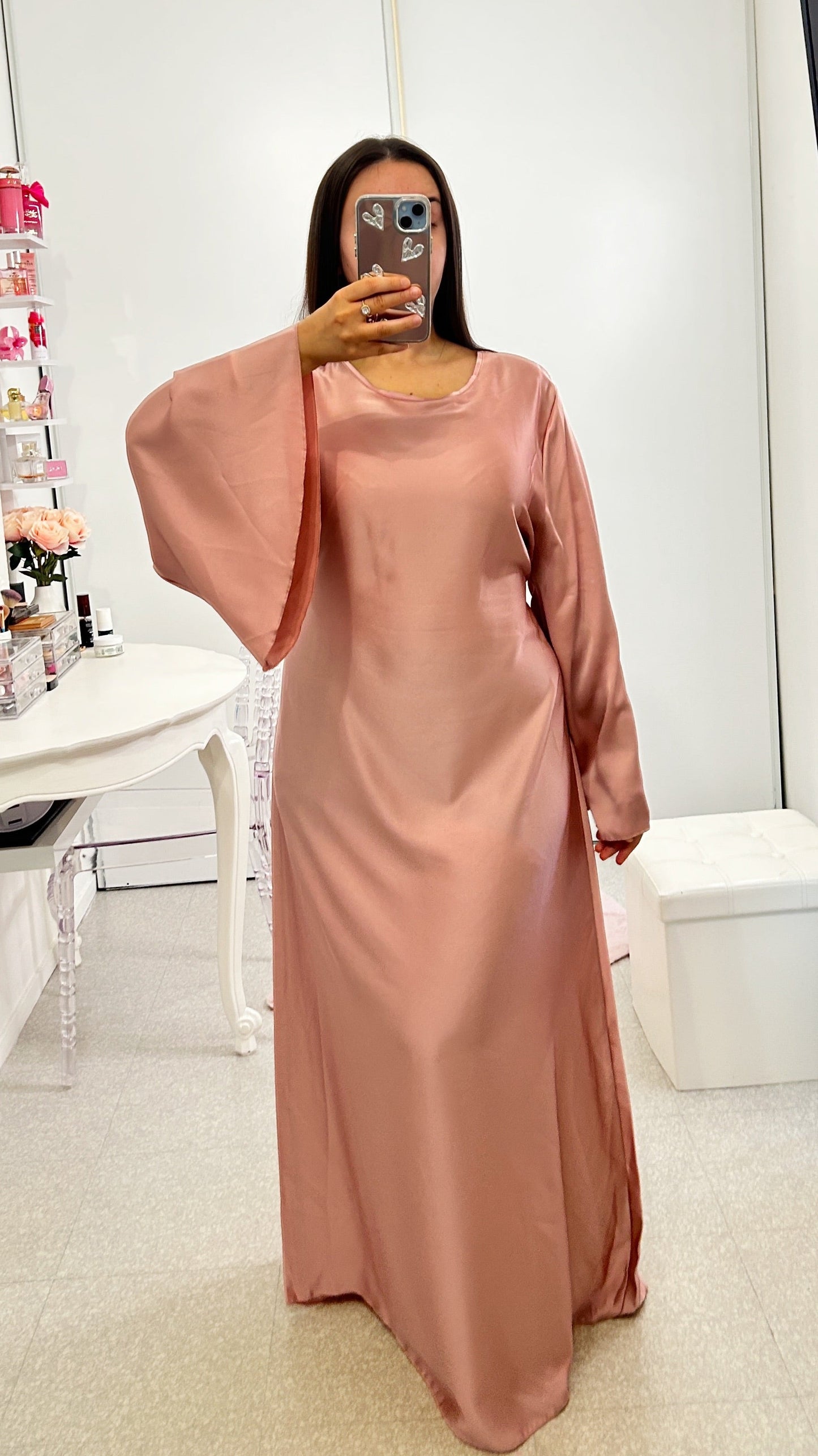 Abaya de satén morado